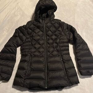 Women’s Black Puffer Jacket- Medium